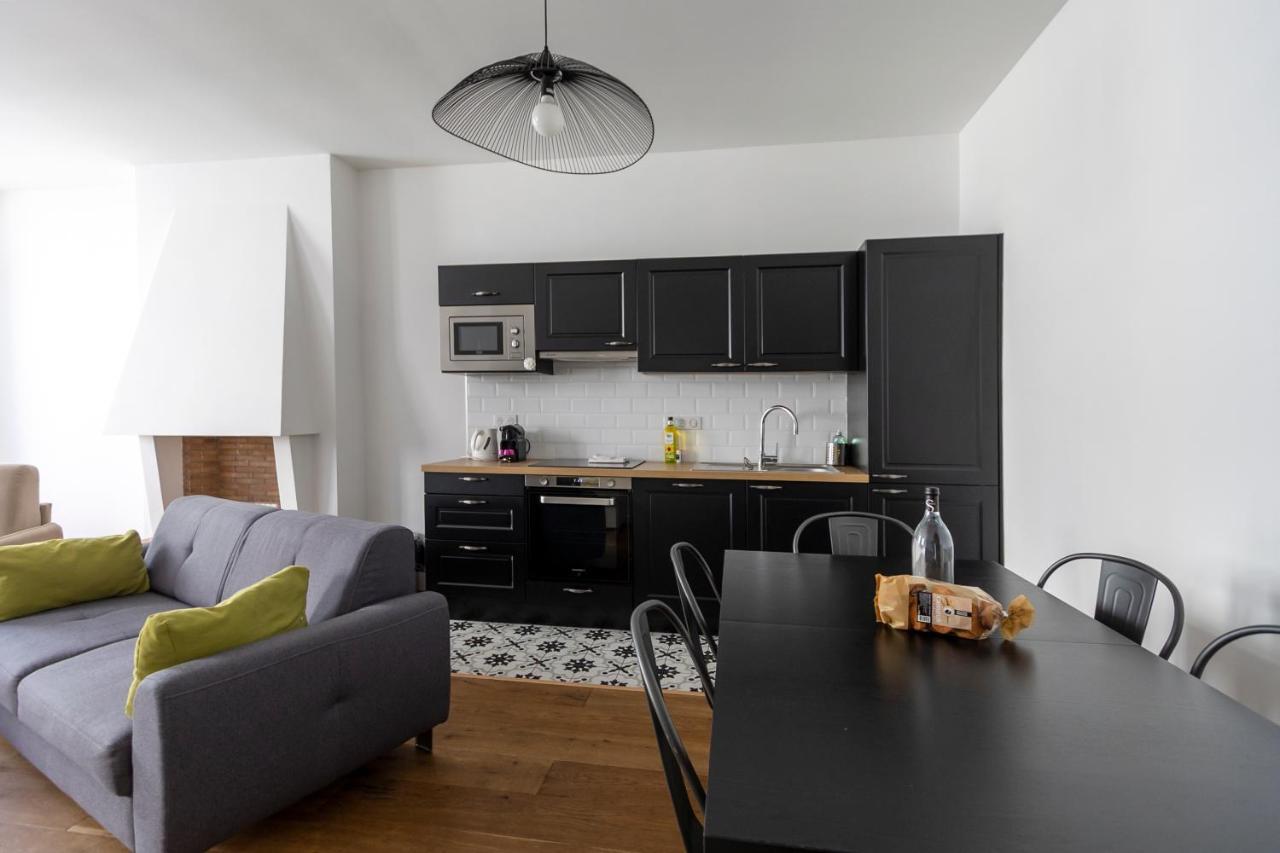 Les Suites R Bonaparte - Appartements De Standing Au Coeur De La Vieille Ville Pietonne Ajaccio  Esterno foto