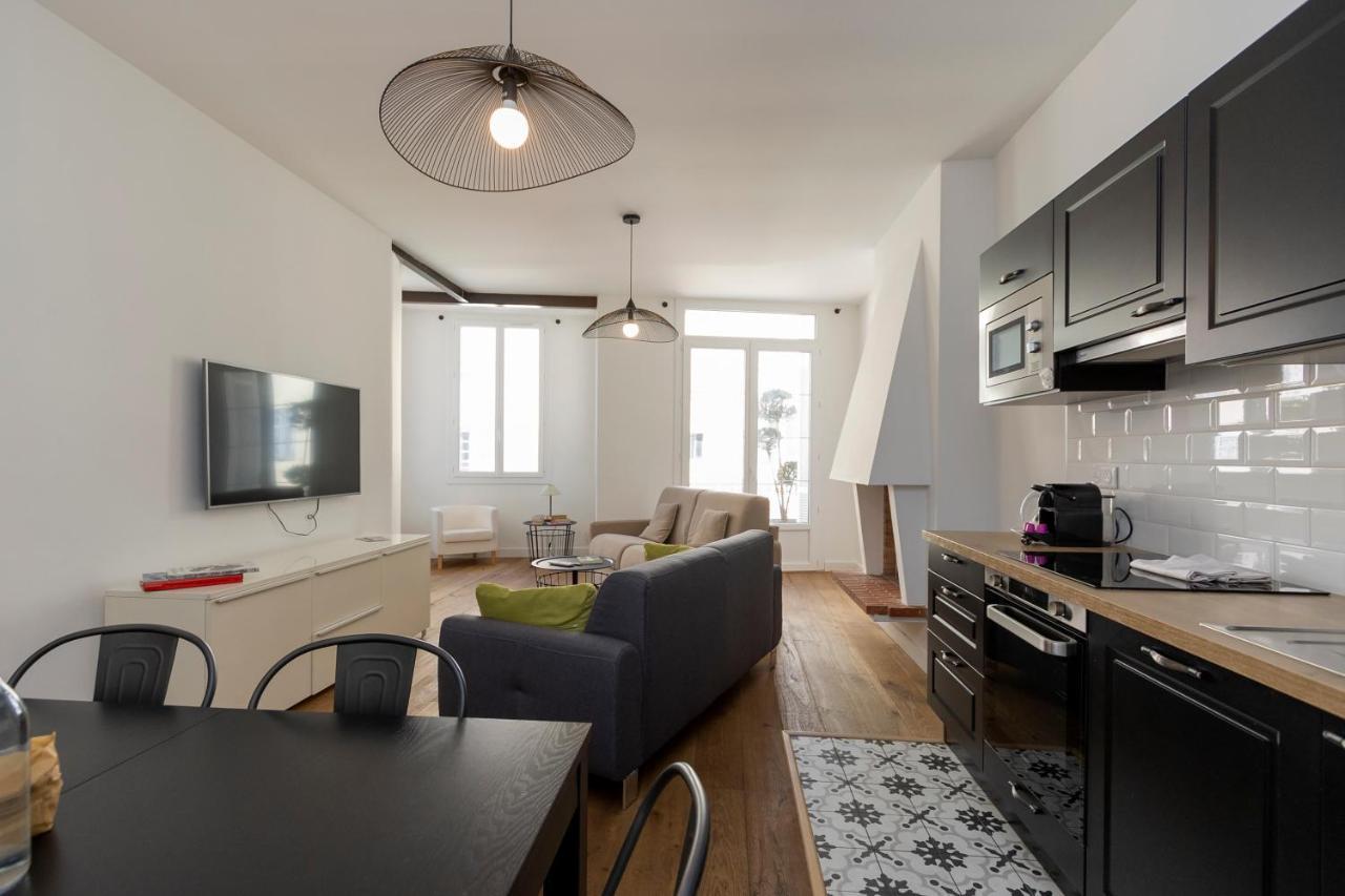 Les Suites R Bonaparte - Appartements De Standing Au Coeur De La Vieille Ville Pietonne Ajaccio  Esterno foto