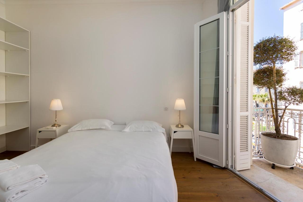 Les Suites R Bonaparte - Appartements De Standing Au Coeur De La Vieille Ville Pietonne Ajaccio  Esterno foto