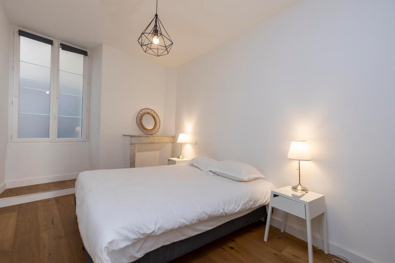 Les Suites R Bonaparte - Appartements De Standing Au Coeur De La Vieille Ville Pietonne Ajaccio  Esterno foto