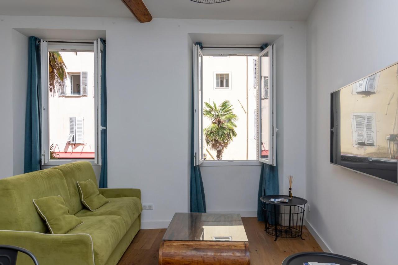 Les Suites R Bonaparte - Appartements De Standing Au Coeur De La Vieille Ville Pietonne Ajaccio  Esterno foto